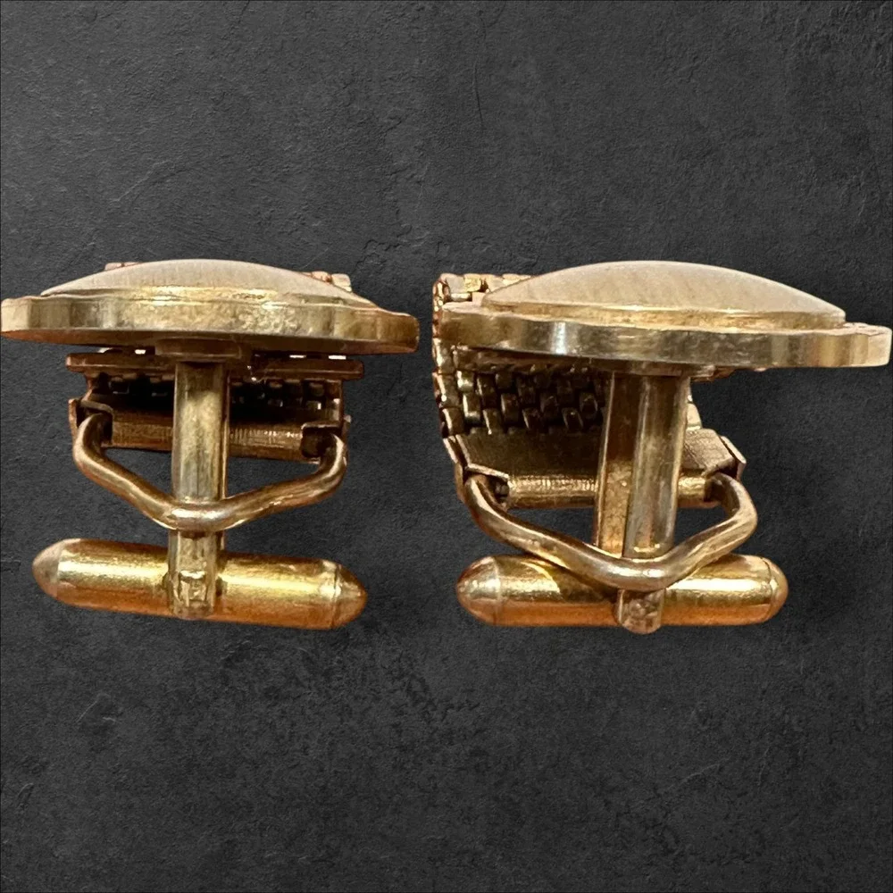 Diamond Cut Gold Tone Faceted Vintage‎ Wraparound Mesh Watchband Cuff Links
